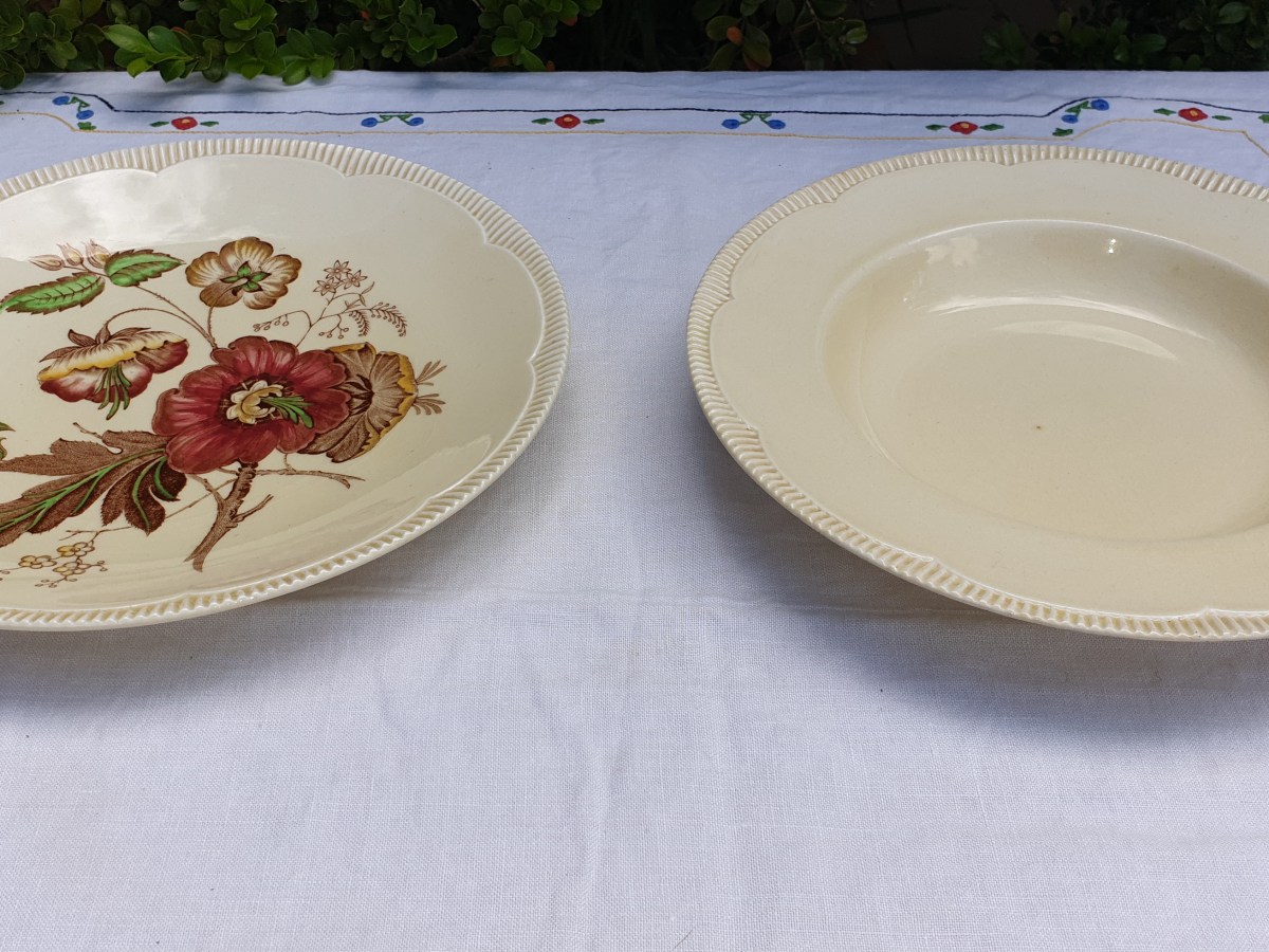 Clarice Cliff Soup bowl and Georgian Spray Salad&nbsp;Bowl