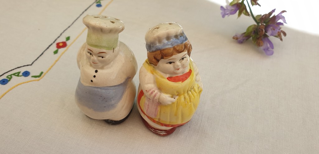 Kitsch Salt and Pepper&nbsp;Set