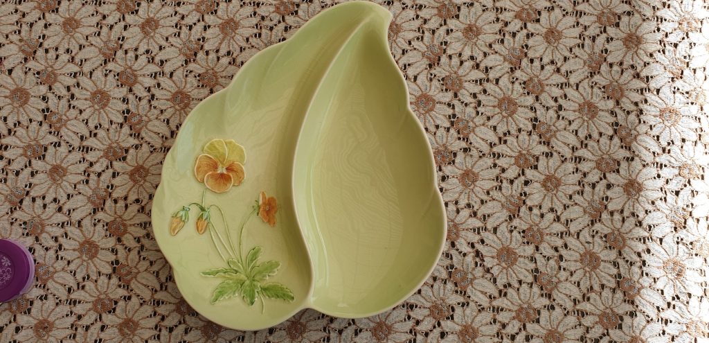 Royal Winton, Grimwades, Handpainted Pansy, Footed Serving&nbsp;Dish