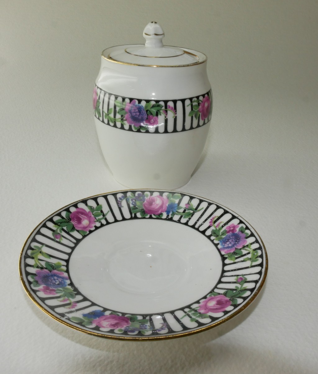 Jampot with Saucer